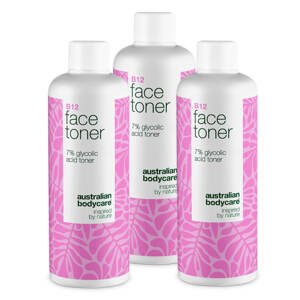 Pleťový toner s B12 a 7% Glycolic Acid pro hladkou pokožku — Exfoliační toner s B12 a 7% Glycolic Acid. Rozjasňuje pleť a zanechává ji svěží a hladkou.